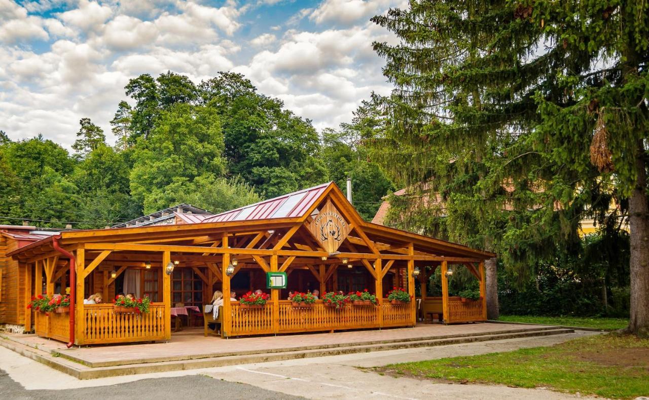 Lipicai Turistaház Szilvásvárad Esterno foto